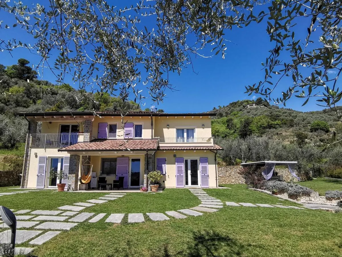 Bed and Breakfast La Cicala Stonata Dolceacqua 0*,  Itálie