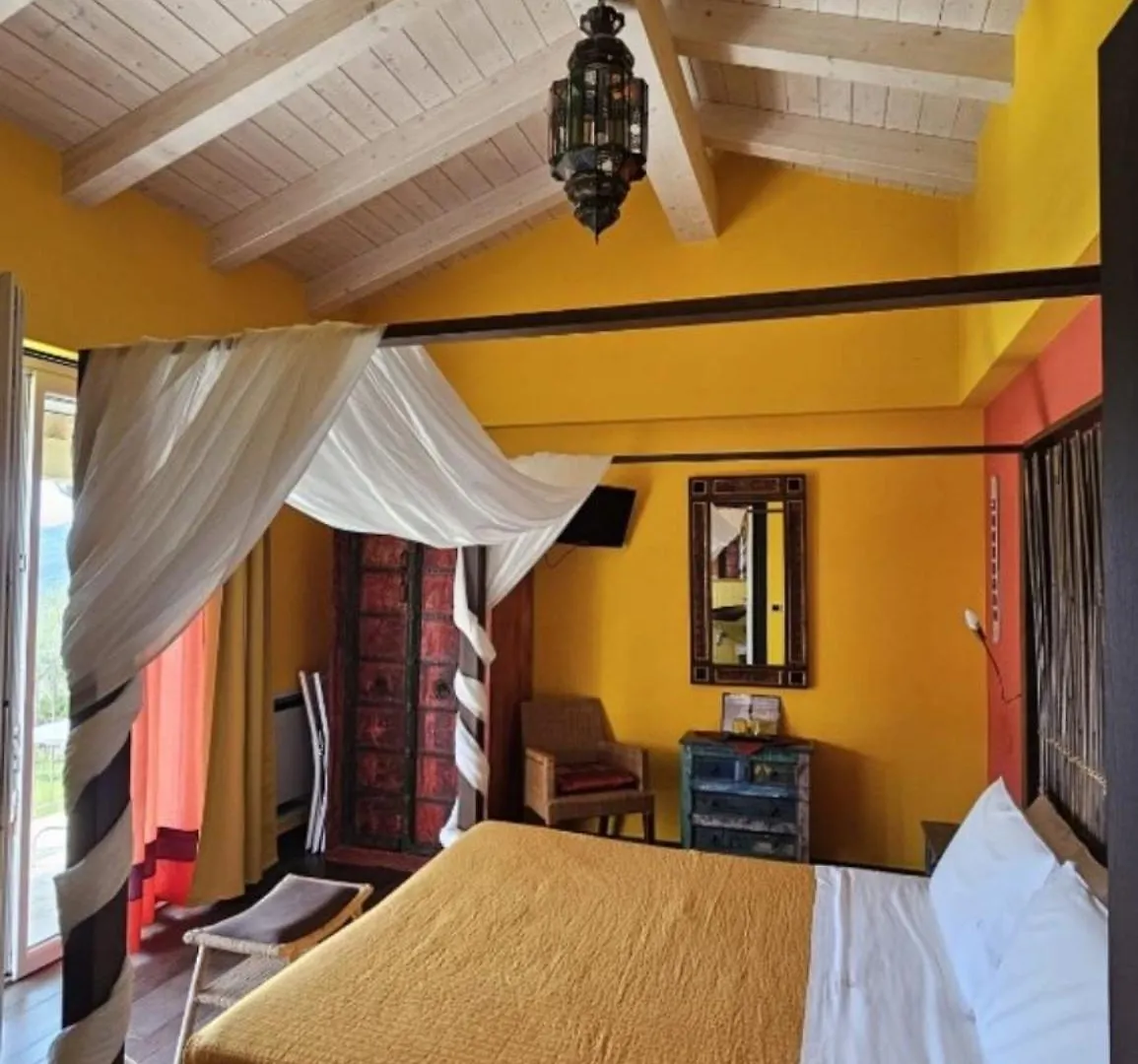 Bed and Breakfast La Cicala Stonata Dolceacqua 0*,